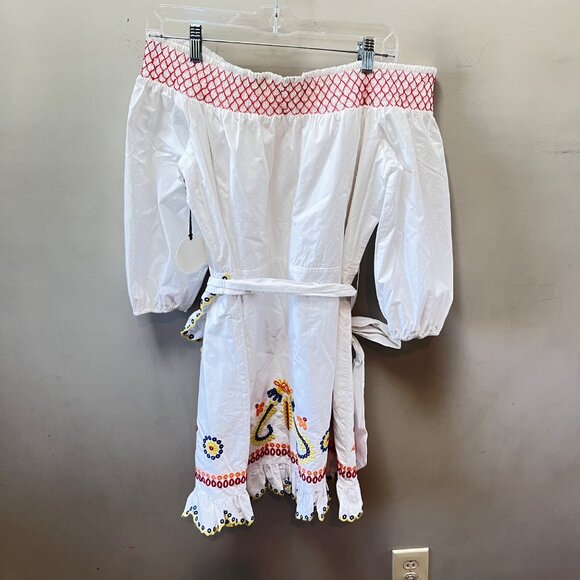 NEW Tulsarosa Women's Off The Shoulder White Embroidered Mini Dress-‎ Size XL - Picture 3 of 6